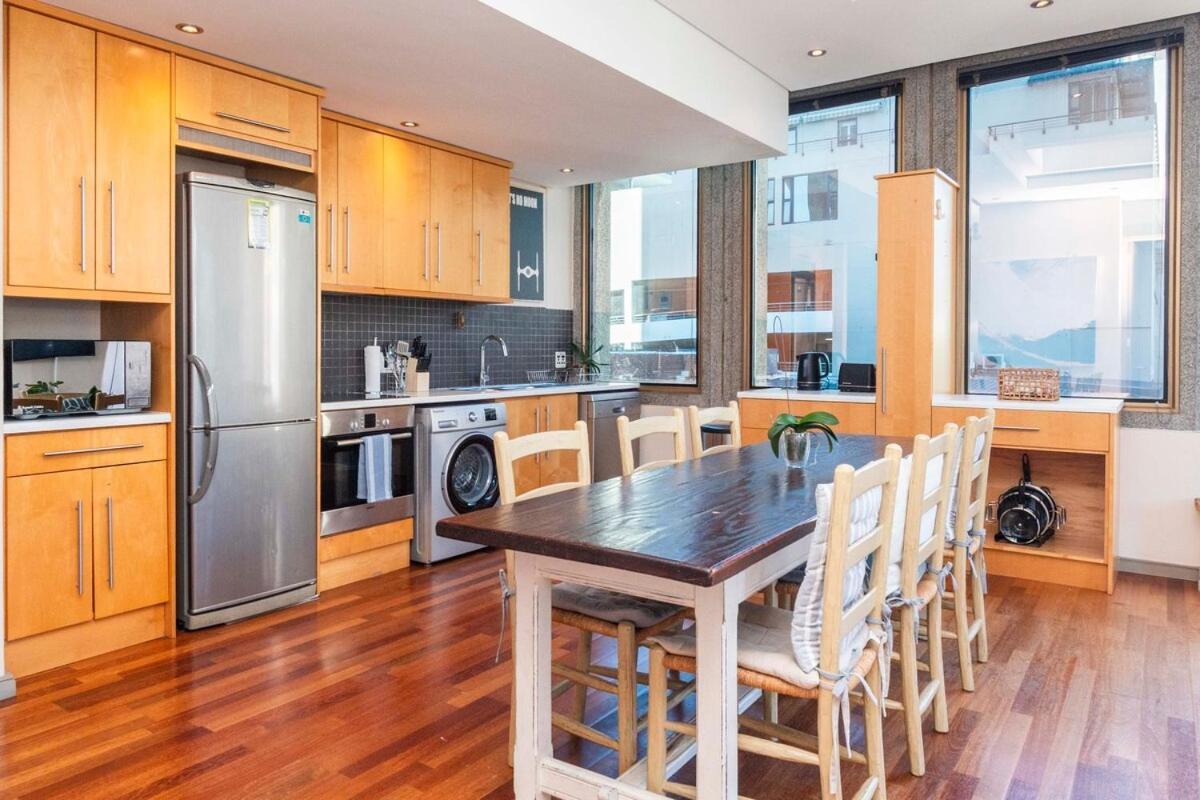 Panoramic Scenery Apartment *
