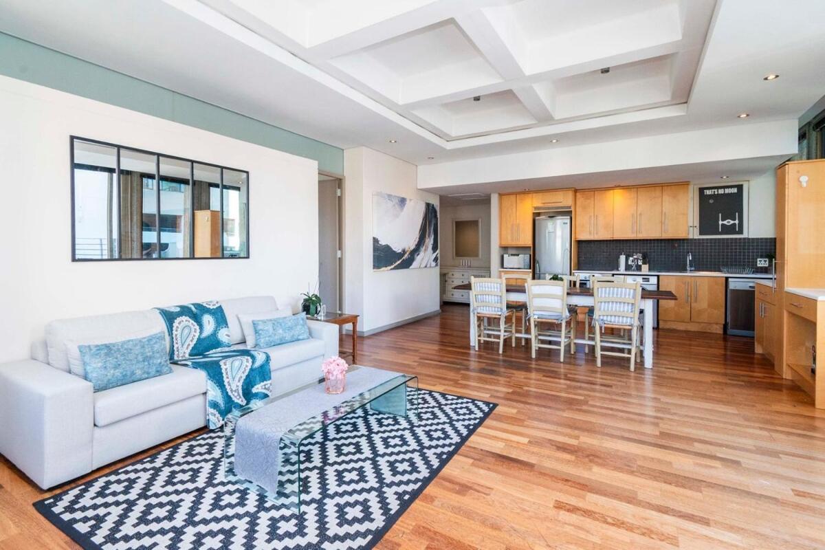 Apartment Panoramic Scenery